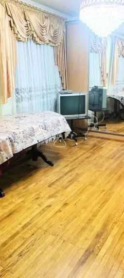 Здається будинок 100 кв.м, р-н Старого міста. Все є. Добрий стан.