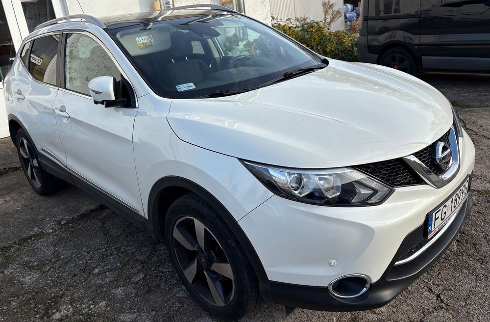 Nissan Qashqai pierwszy właściciel, bezwypadkowy, uszkodzony silnik