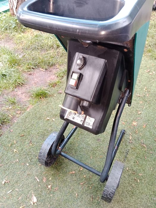 Rozdrabniacz Rębak elektryczny kosiarka Bosch rotak 320 i dwie kosiark