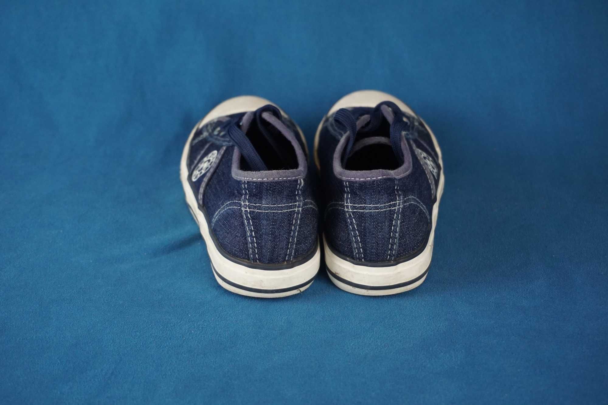 Trampki chłopięce Sport Walky z jeansu rozm. 35 jak nowe