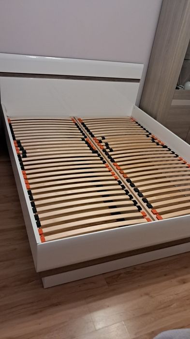 Łóżko Lionel 160x200