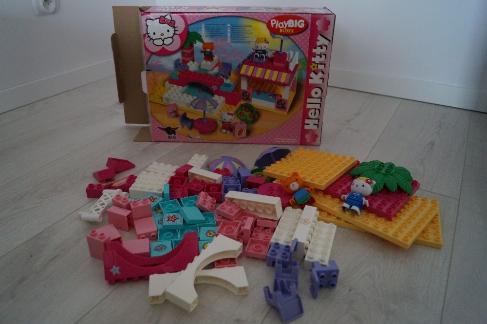 Klocki Hello Kitty Domek Pażowy z Basenem Plajbig /Autko