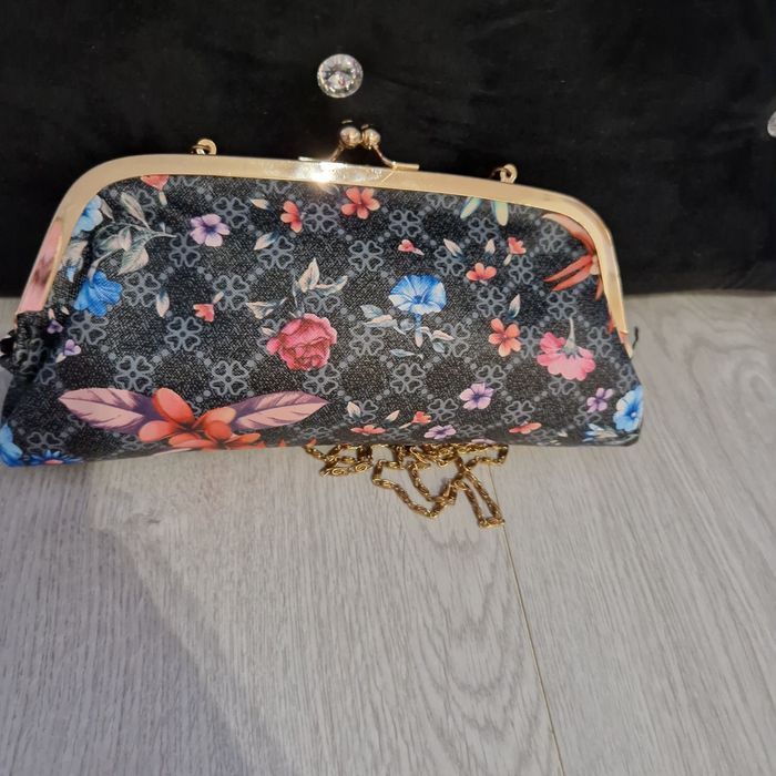 Gucci mała elegancka torebka lancuszek