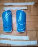 Ochraniacze nagolenniki piłkarskie Nike Mercurial  S