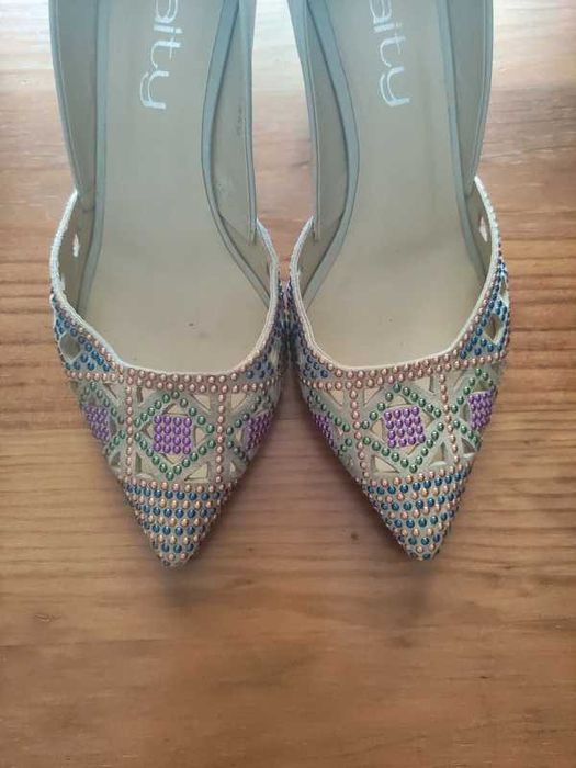 Sapatos senhora "Haity" da Vannel em pele