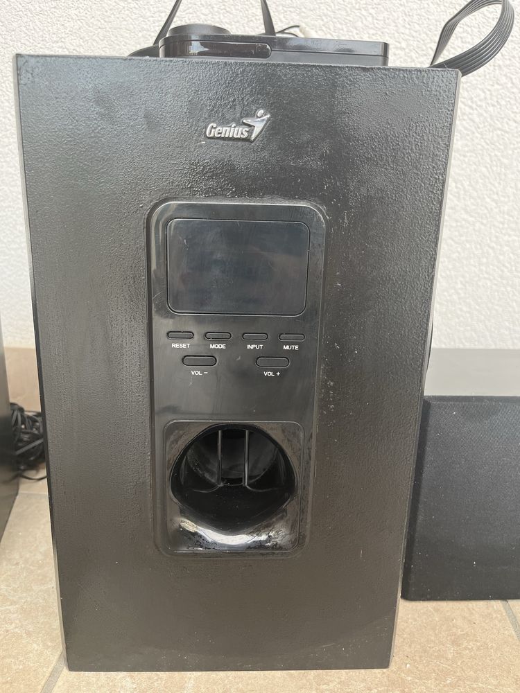 Zestaw glosnikow 5.1 GENIUS z kartą muzyczną Sound Blaster