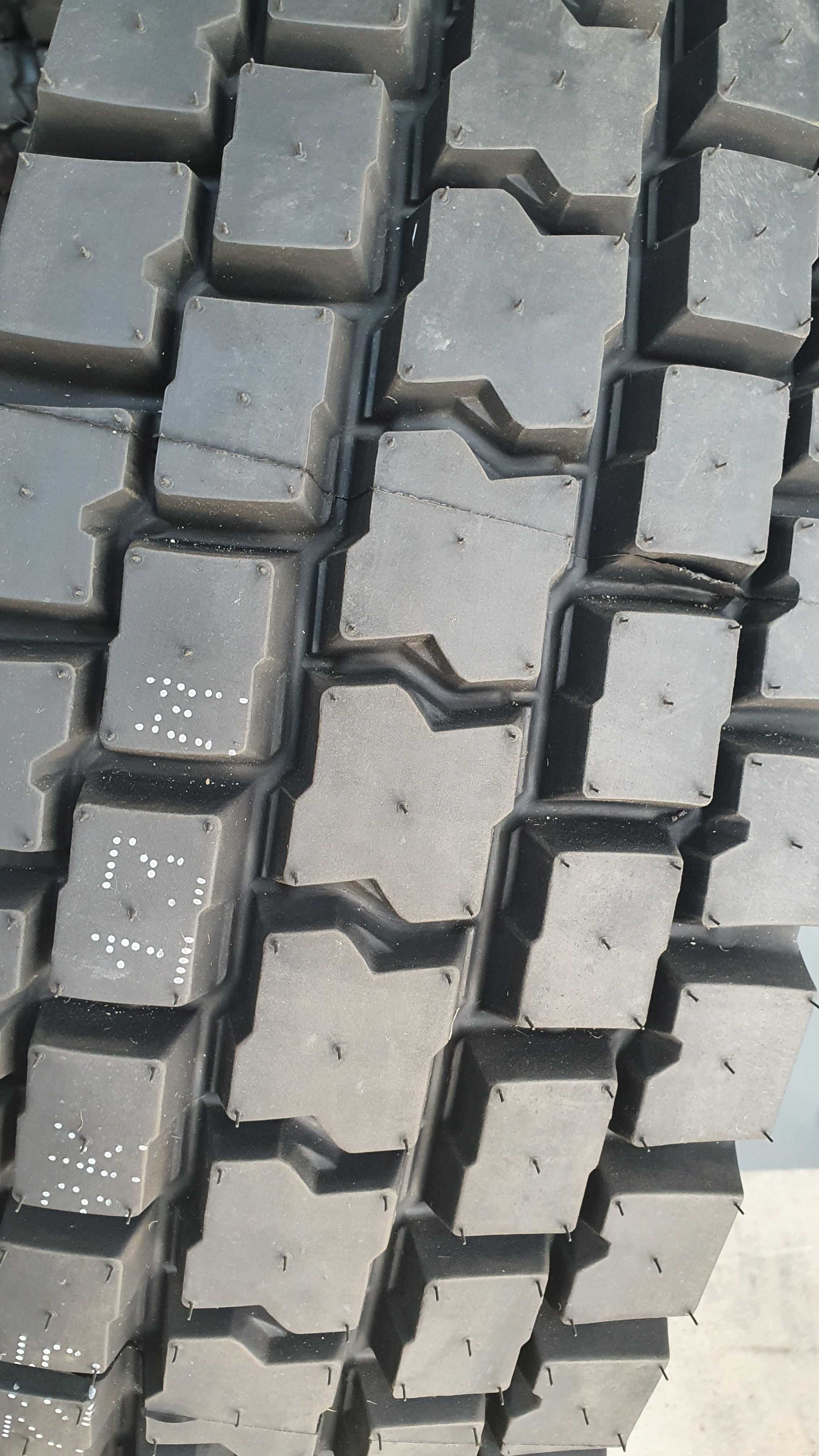 NOWE opony 315/80R22.5 Pirelli TR25 do lasu lub pod wywrotkę -c BRUTTO