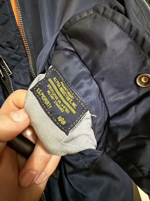 Двосторонній бомбер Alpha Industries L