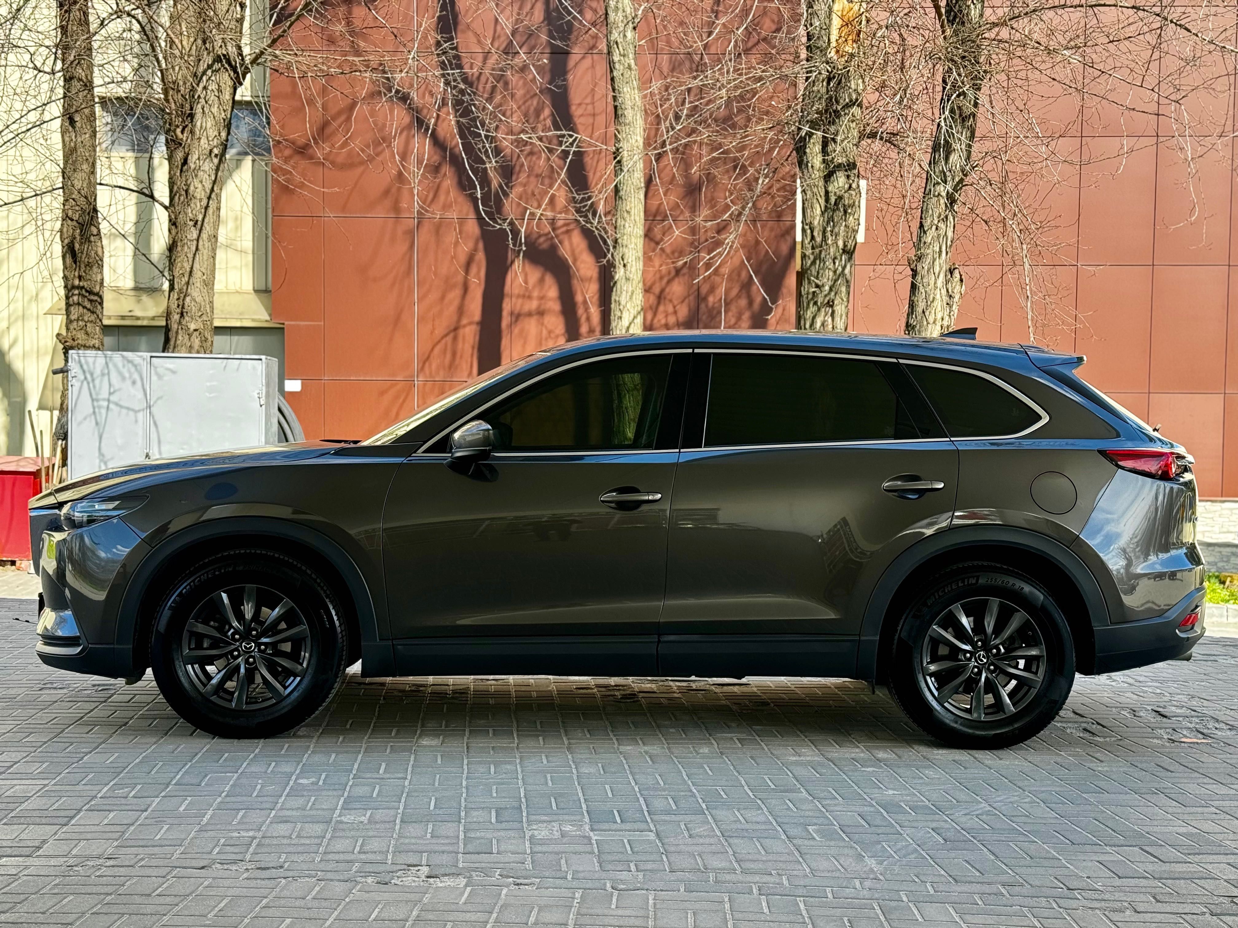 Продам Mazda Cx9