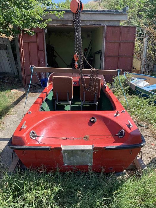 Продам супер катер, трикрунер!