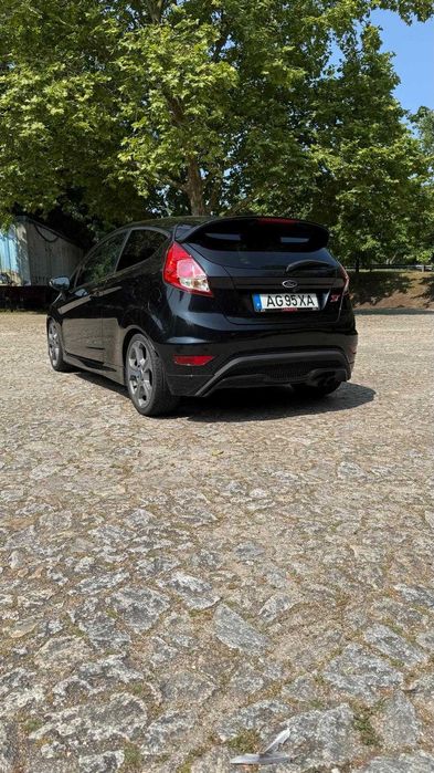 Ford fiesta ST 1.6 182CV