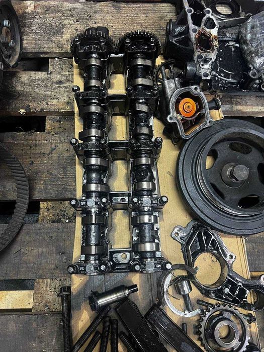 Распредвалы 2.2 ом 611 Мерседес на Вито, Спринтер и др.