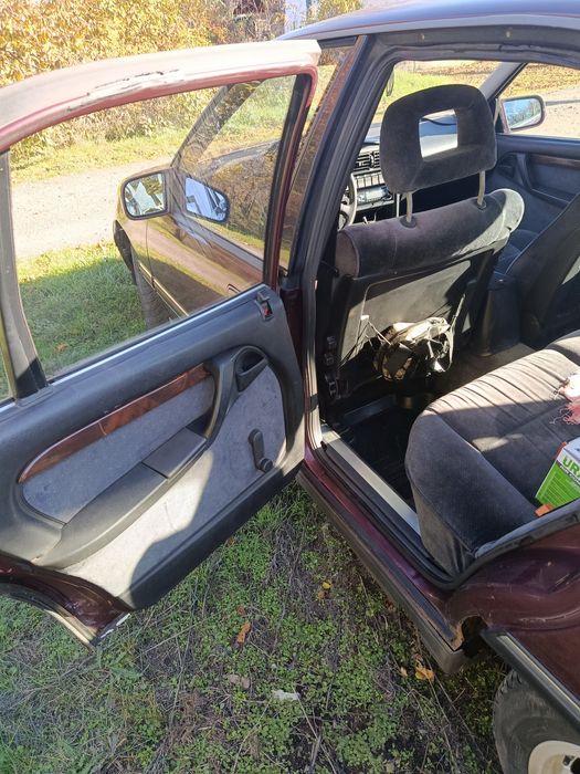 Продам Опель Омега А. Кого цікавить телефонуйте .