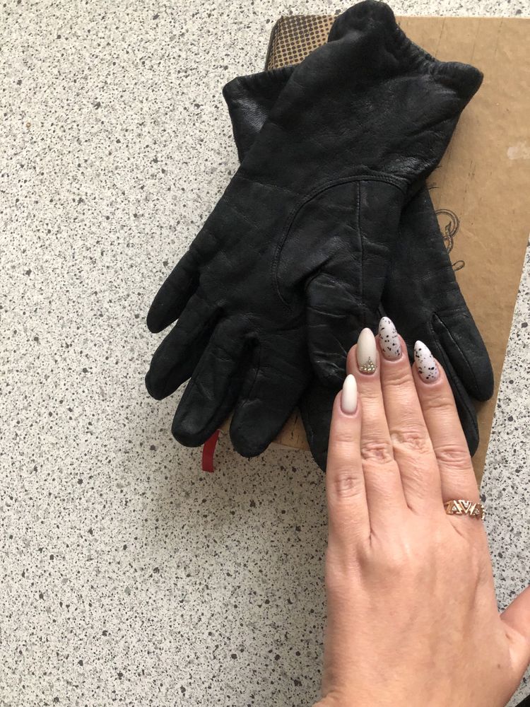 Срочно перчатки кожа