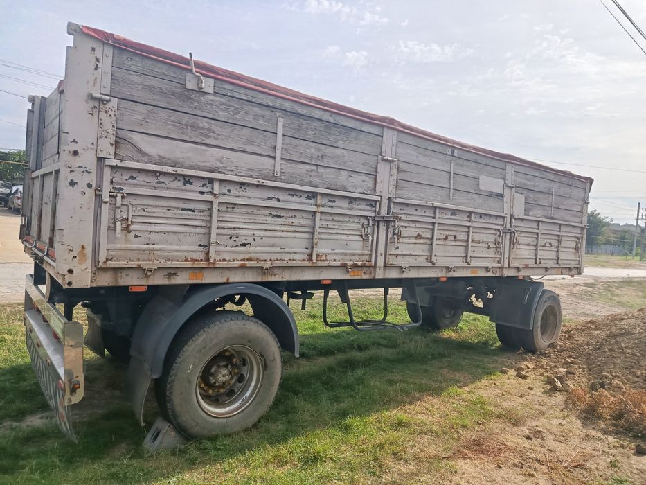 Причіп МАЗ 8378 контейнеровоз