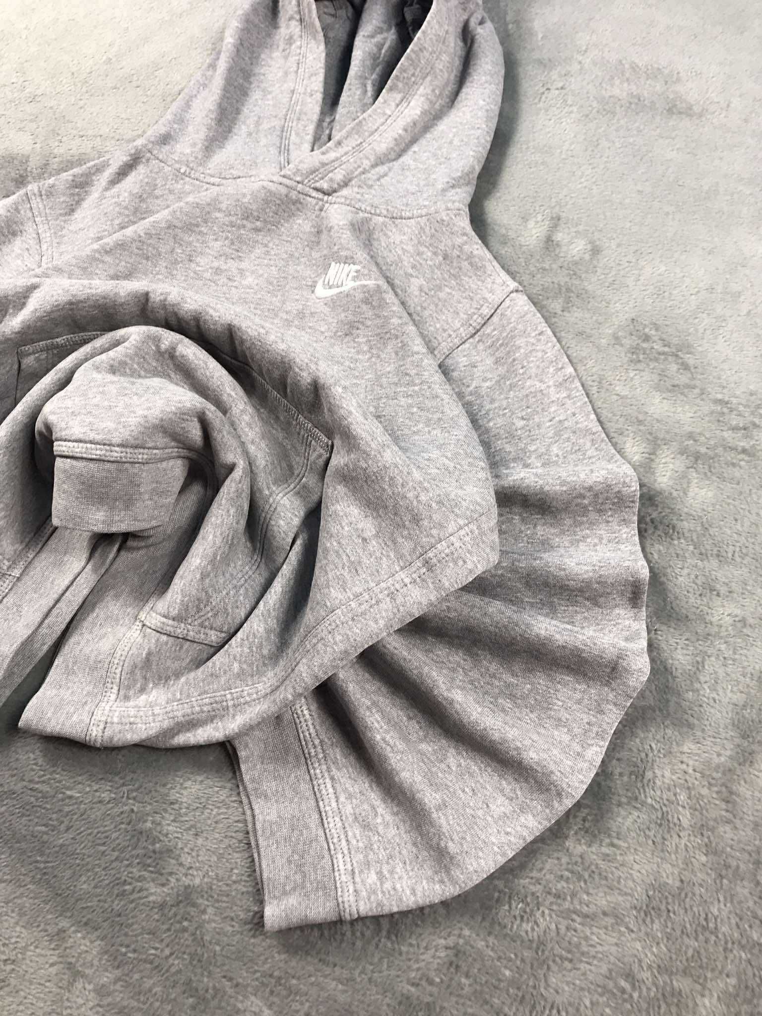 Bluza Nike Szara Hoodie Basic Vintage Klasyczna OldSchool Retro Haft
