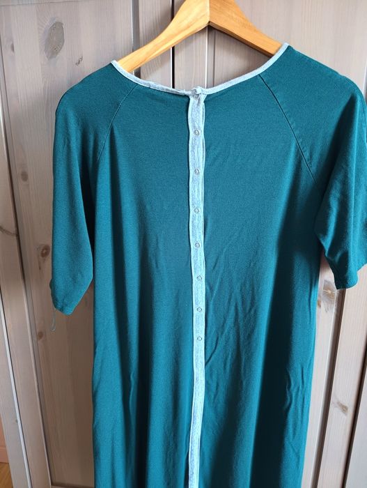 Zielona koszula do porodu do karmienia