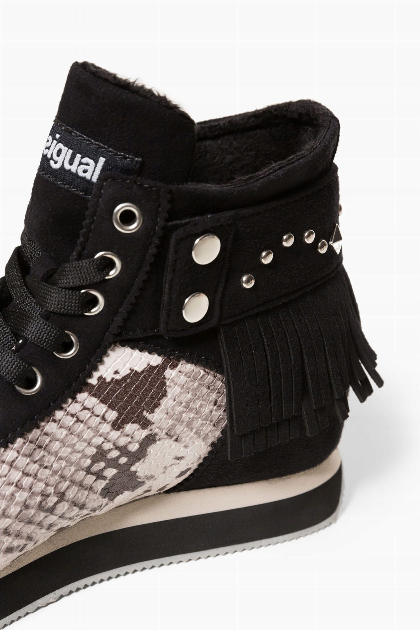 Buty Botki Trampki Z Wężowym Motywem Desigual 37
