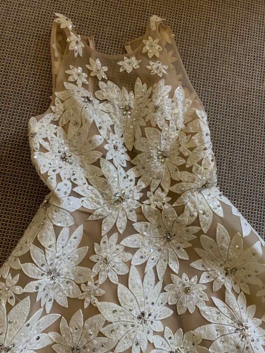 Выпускное , торжественное платье ( можно на свадьбу)