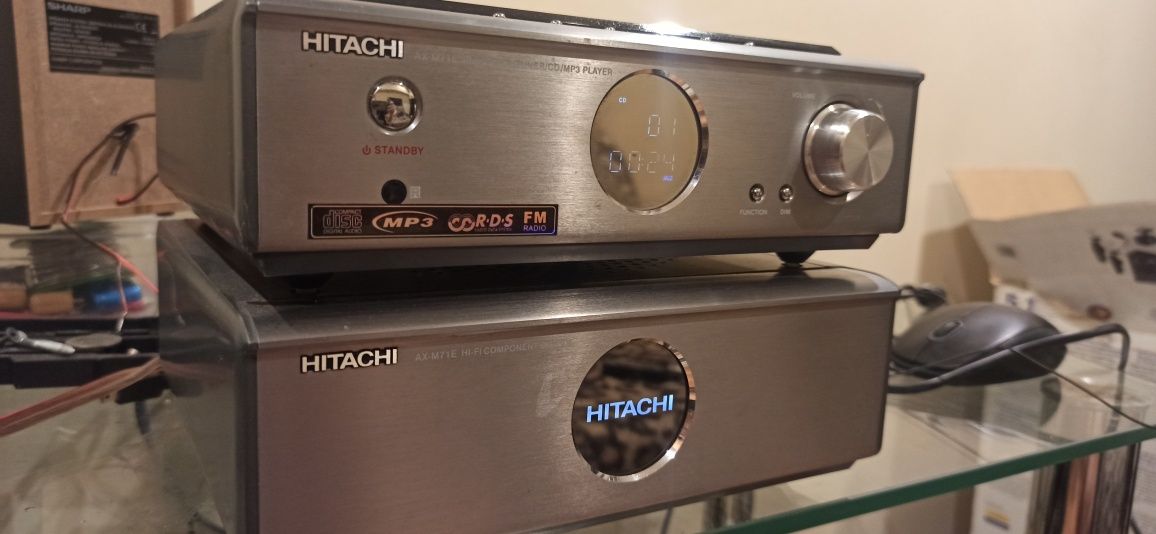 Wieża Hitachi CdAxm71e Stan bdb Nowy Laser Pilot serwis