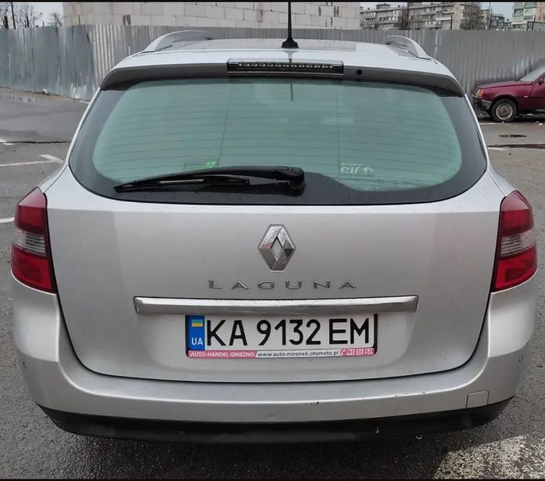 продам свою Рено лагуна