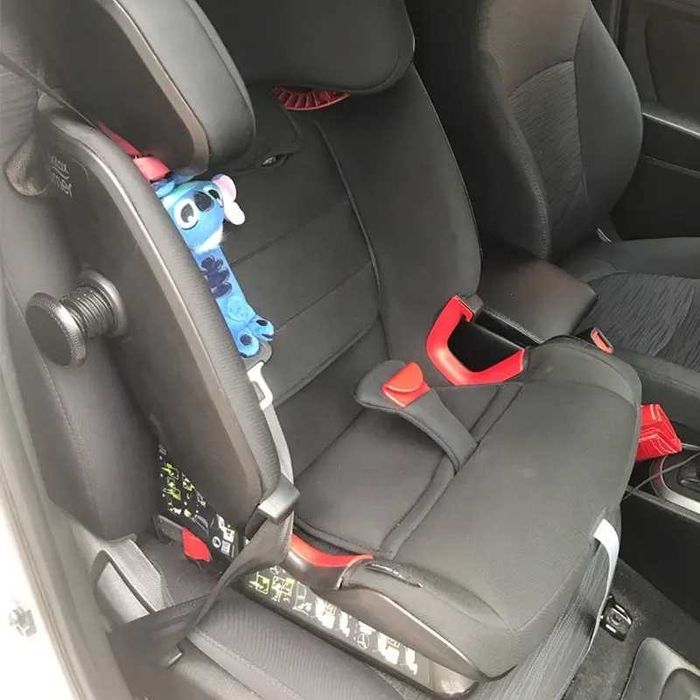 Універсальне кріплення ISOFIX для автолюльок та автокрісел