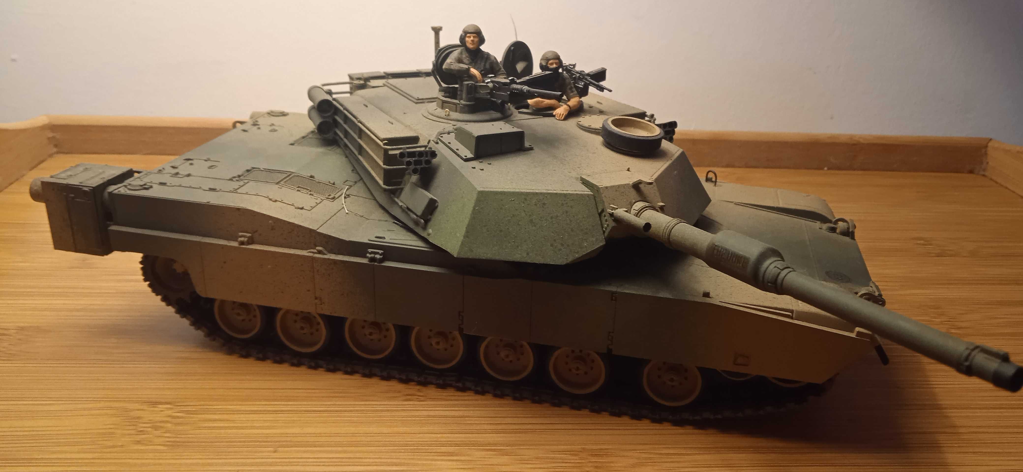 Kit Abrams M1A1 1:35 montagem Academy..
