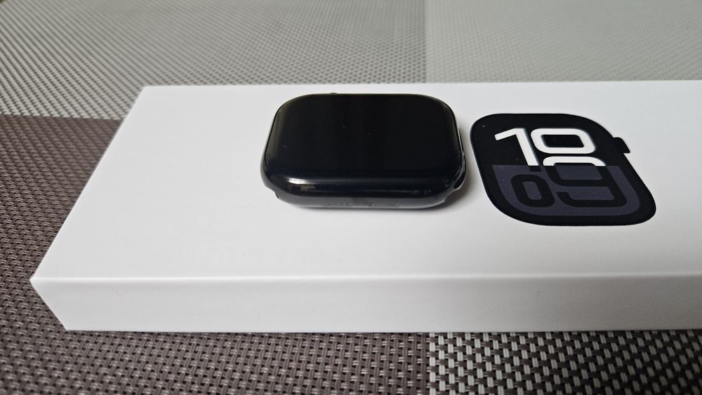 Часы Apple Watch 10s