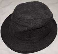 Czarny kapelusz sztruks strój przebranie