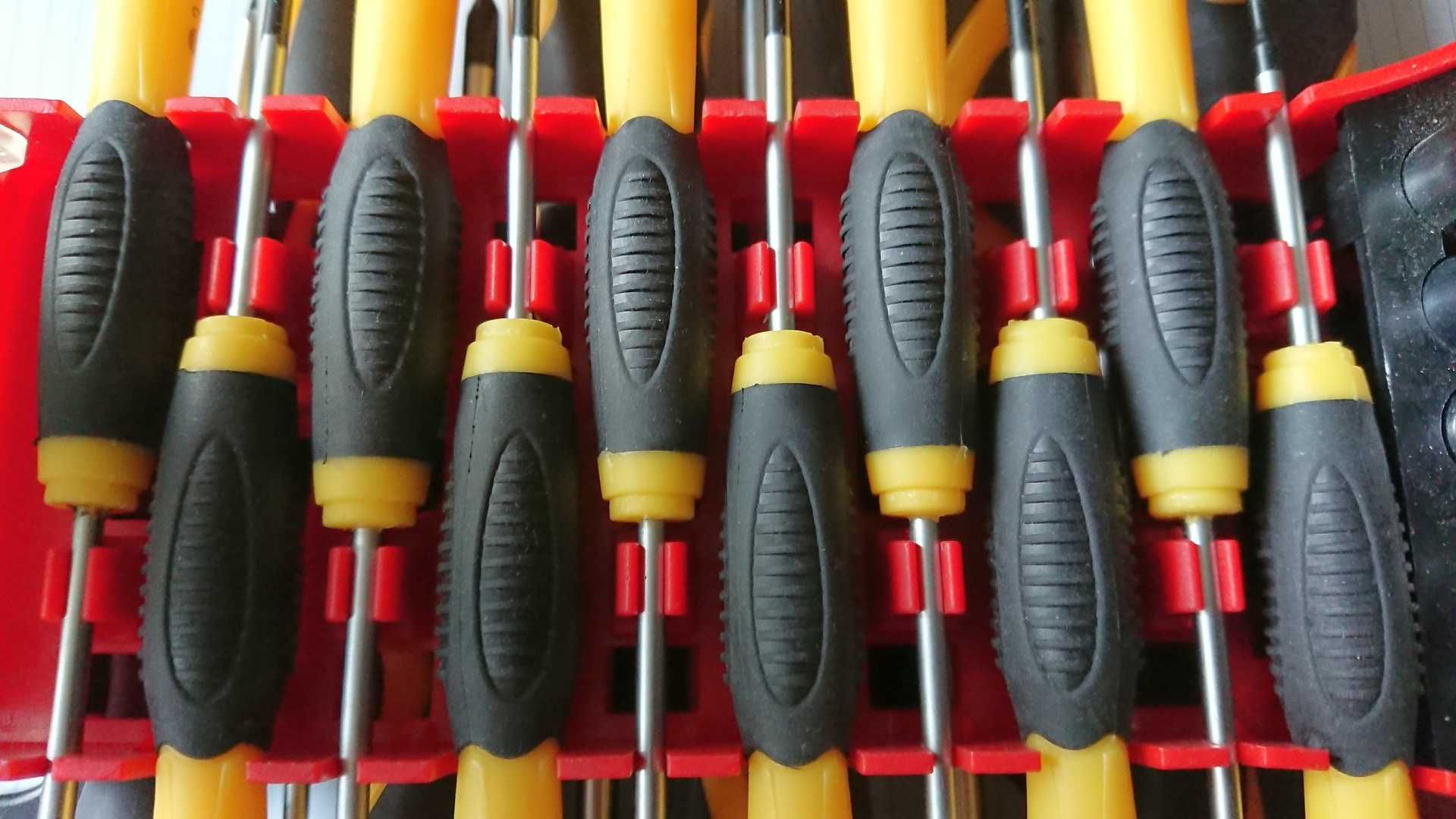 Comparator Zestaw śrubokrętów 49 części