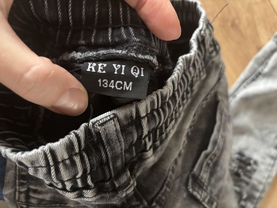 Spodnie dla chlopca rozm. 134