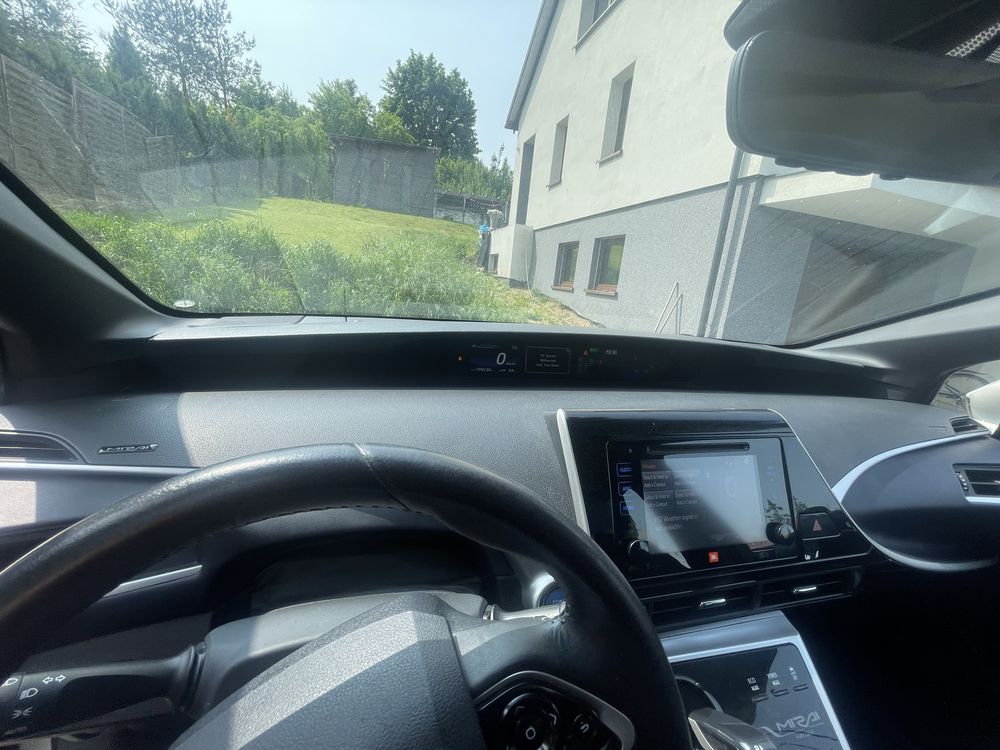 Toyota mirai 2016
