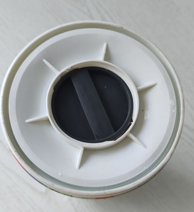 Термос с кнопкой