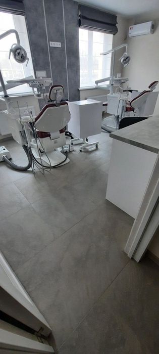 Здам в аренду  крісло в стоматології