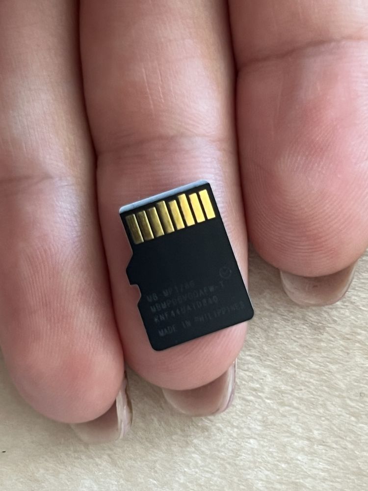 Карта памяти Samsung EVO Plus microSDXC UHS-I 128 GB class10 + SD
