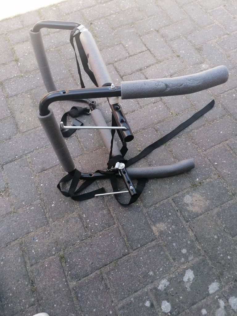 Stojak na rowery montowany na tylną klapę