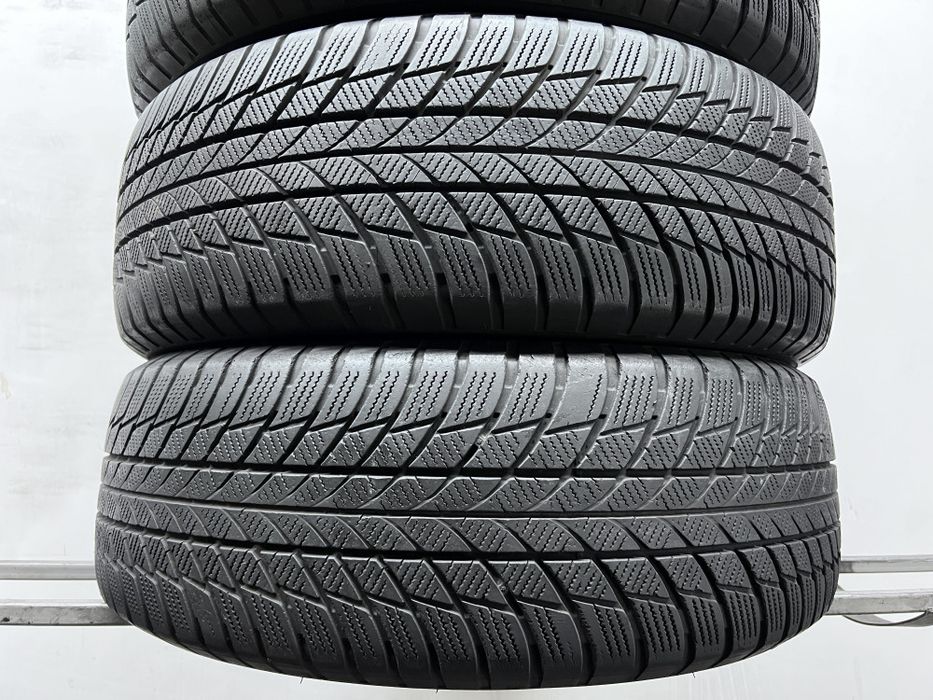 4шт зима 225/60/R18 2022р Bridgestone Blizzak LM001