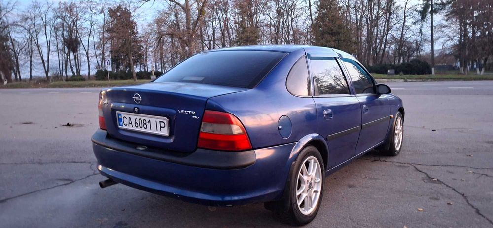Оpel Vectra 1.8 L