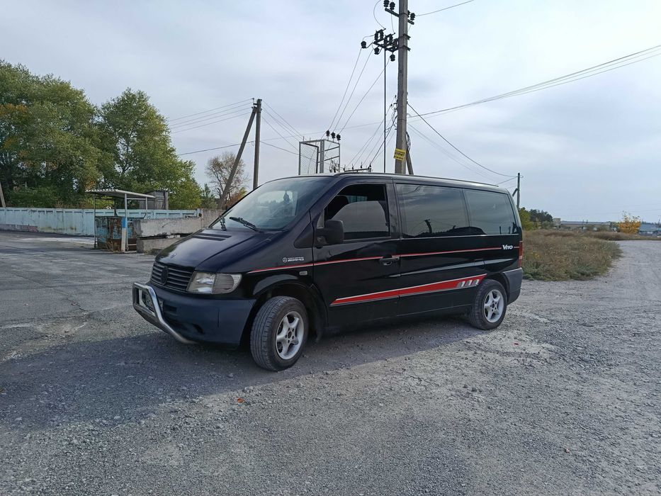 Mercedes Vito легковий пасажирський 8 місць