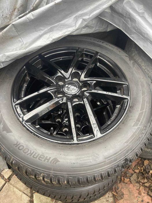 Нові Шини та Диски 215 65 R17 Зима 5 114 .3 Hankook Winter 5x114,3