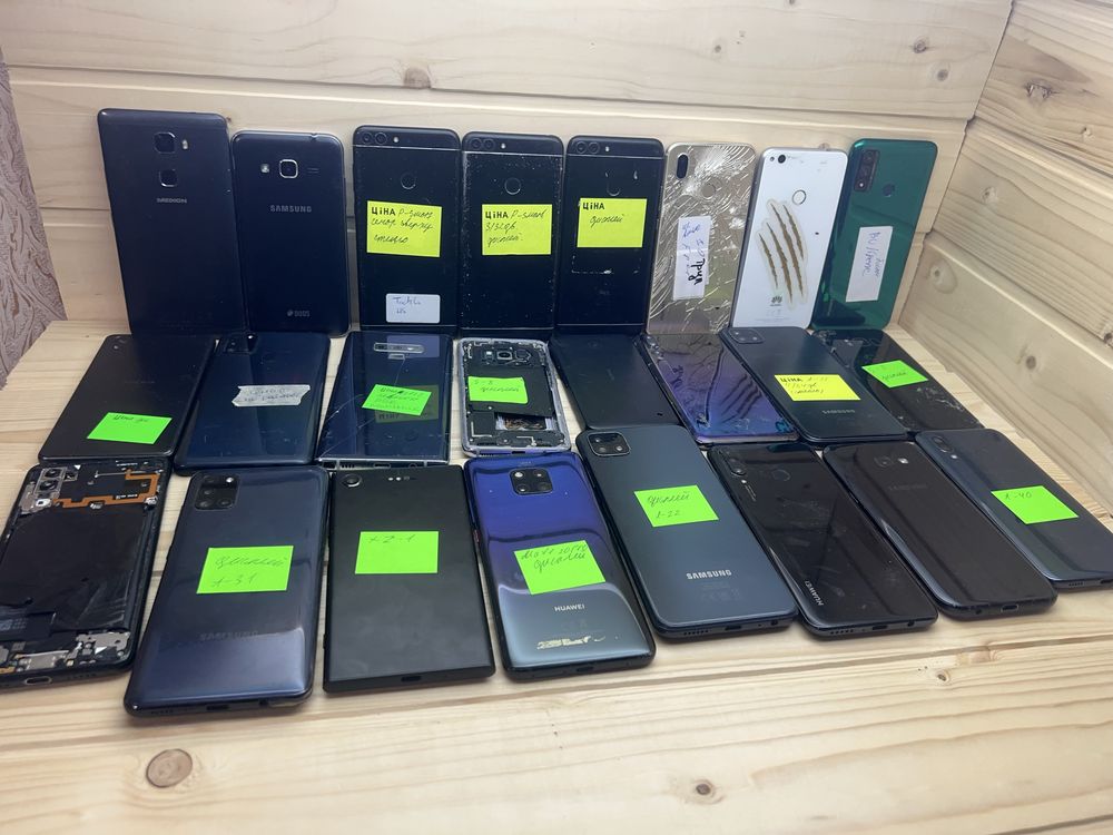 Лот 32 телефона samsung huawei