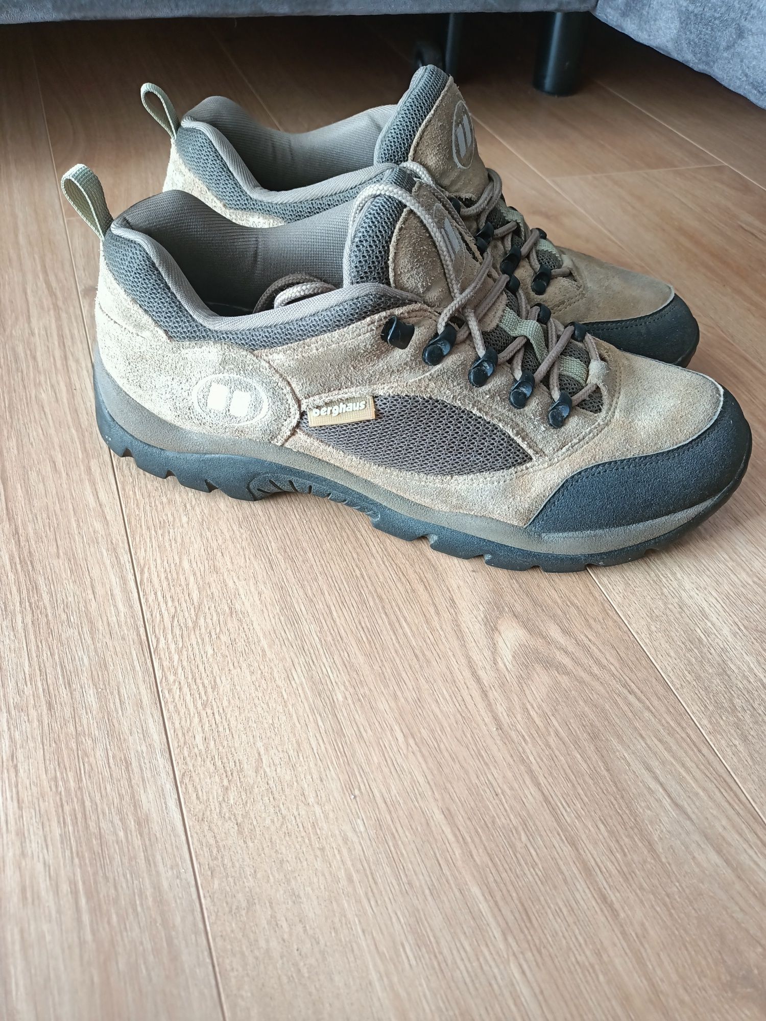 Berghaus trekingi roz45 29 cm