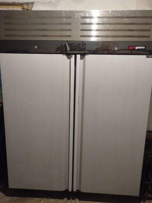 Нова Холодильна шафа ggm gastro tsh 1400