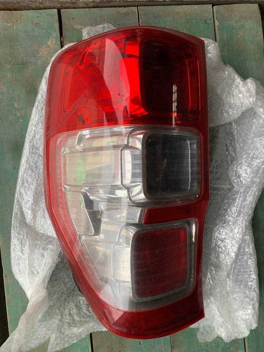 Лівий стоп Toyota Hilux 2023