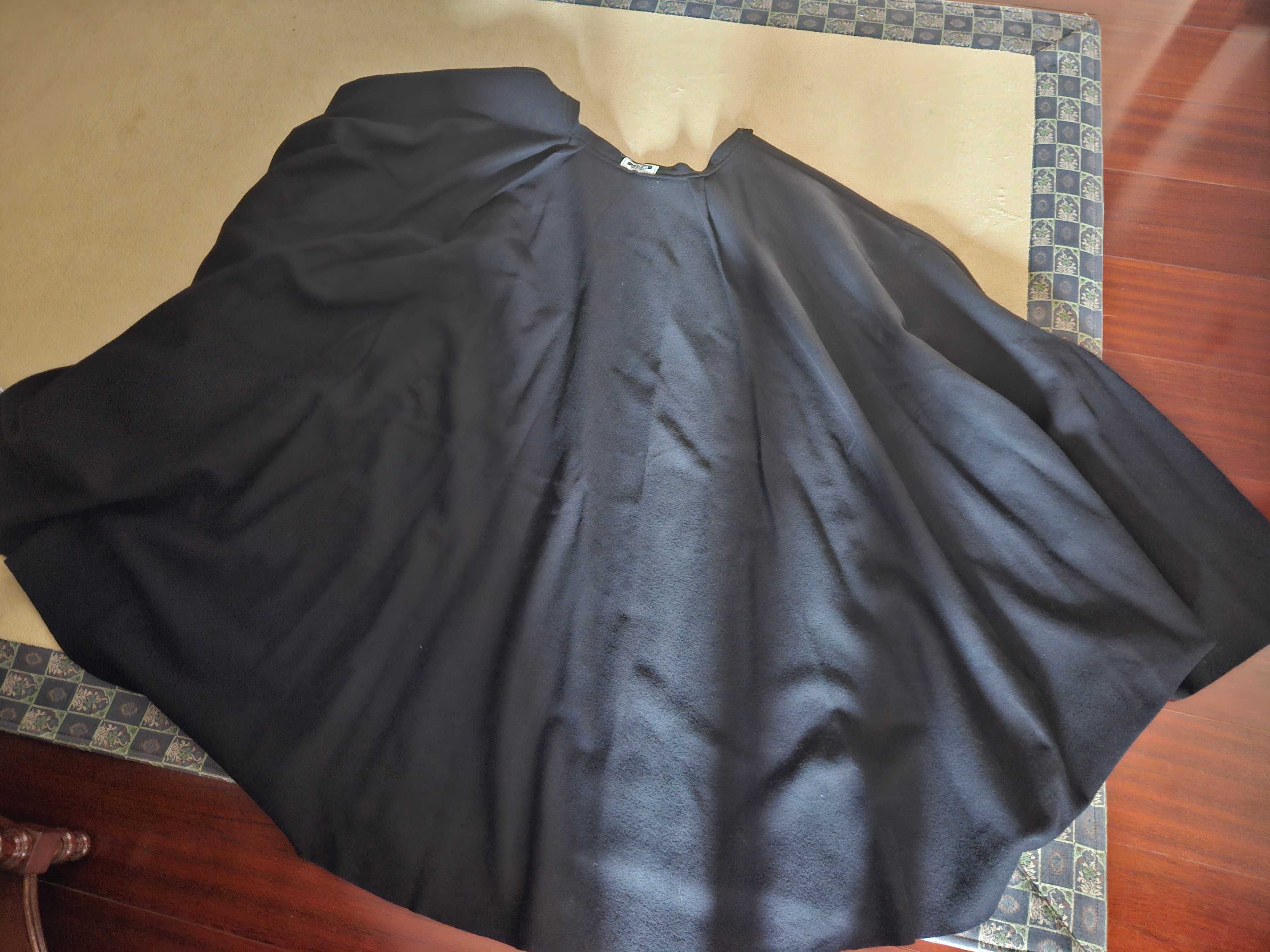Traje Académico feminino, comprado na Copitraje em Lisboa