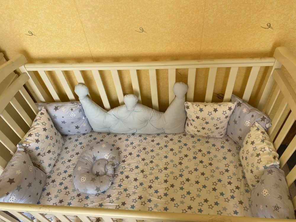 Продам детскую кроватку
