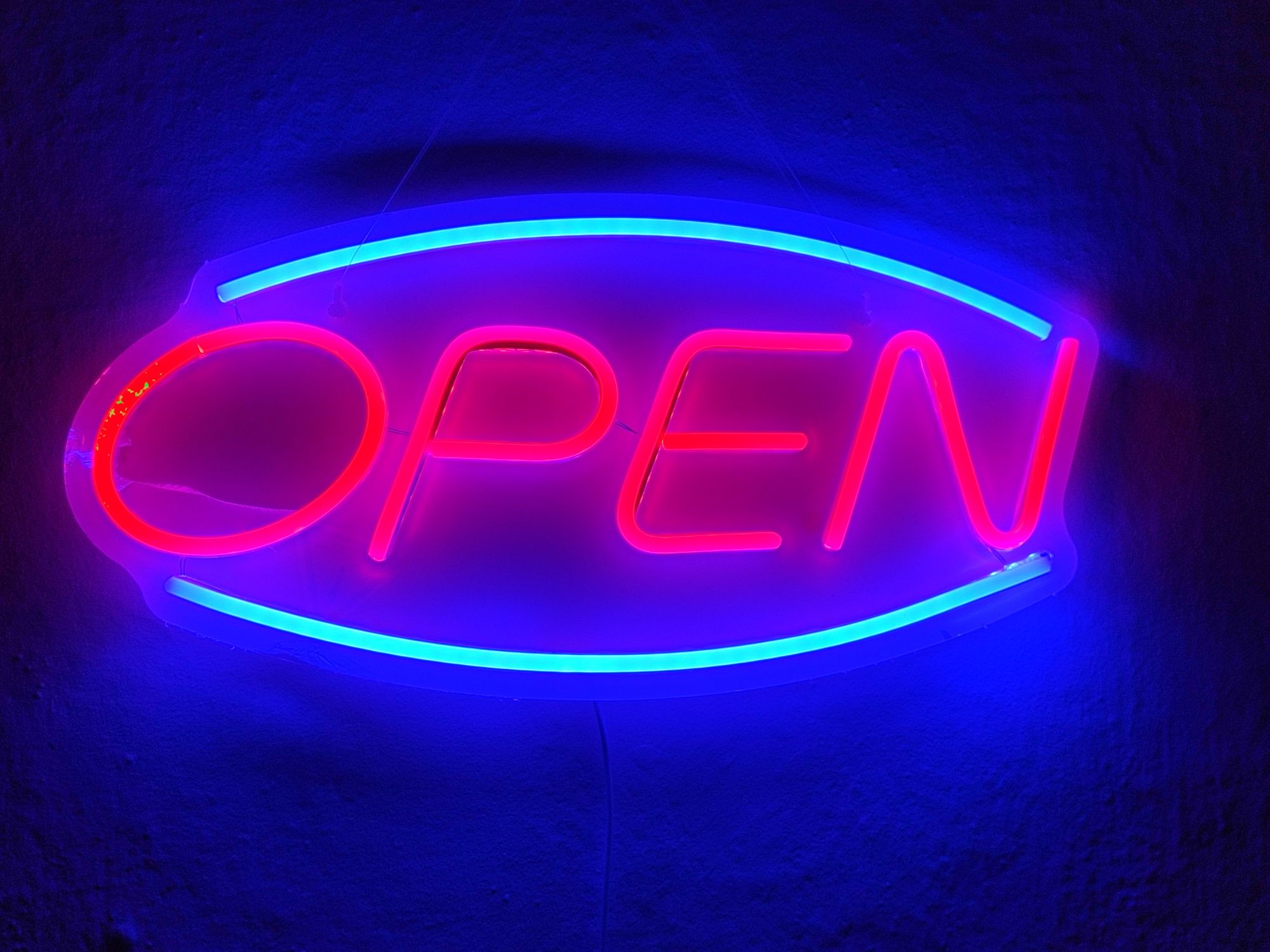Podświetleny napis Led OPEN