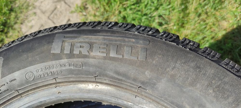 Opony zimowe 165/70/14 Pirelli 1N