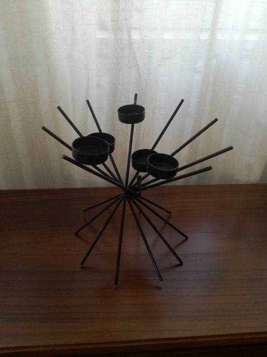 Castiçal em ferro para 5 velas