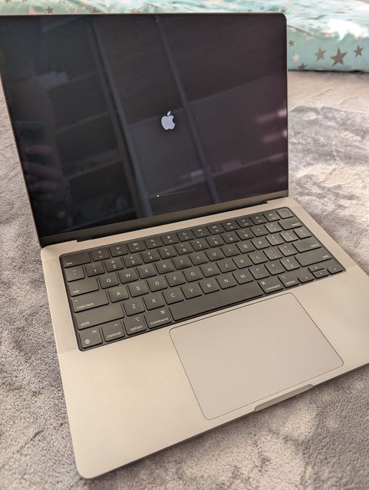 MacBook Pro M1Pro 14 | 16RAM | 1TB SSD